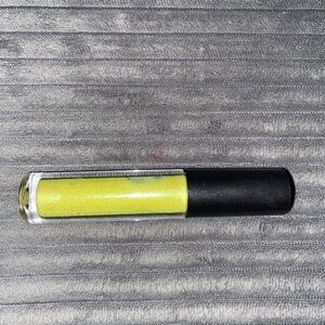 MAC Lipglass Yellow Jacket